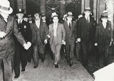 lucky luciano arrested.